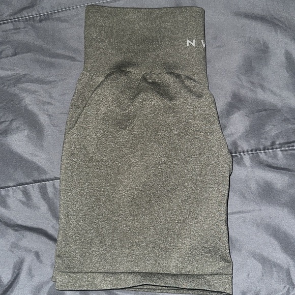 NVGTN SHORTS - Picture 7 of 7